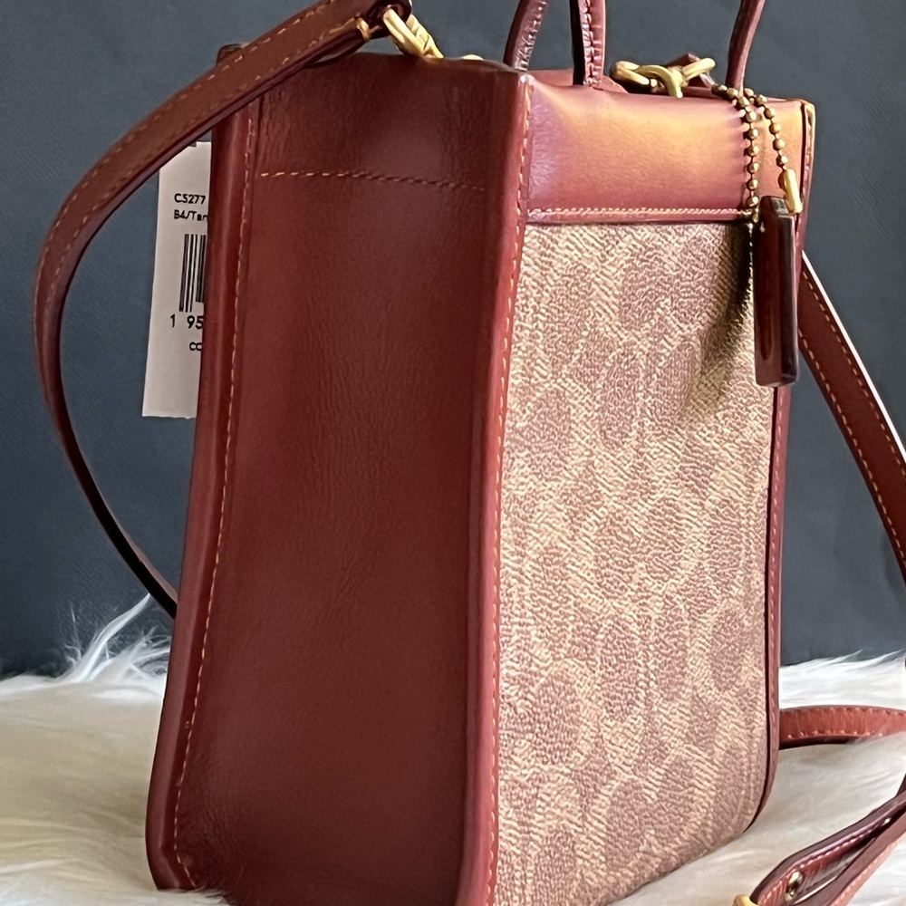 C5277 - Coach Mini Cashin Tote in Signature Canvas - Picture 9 of 12